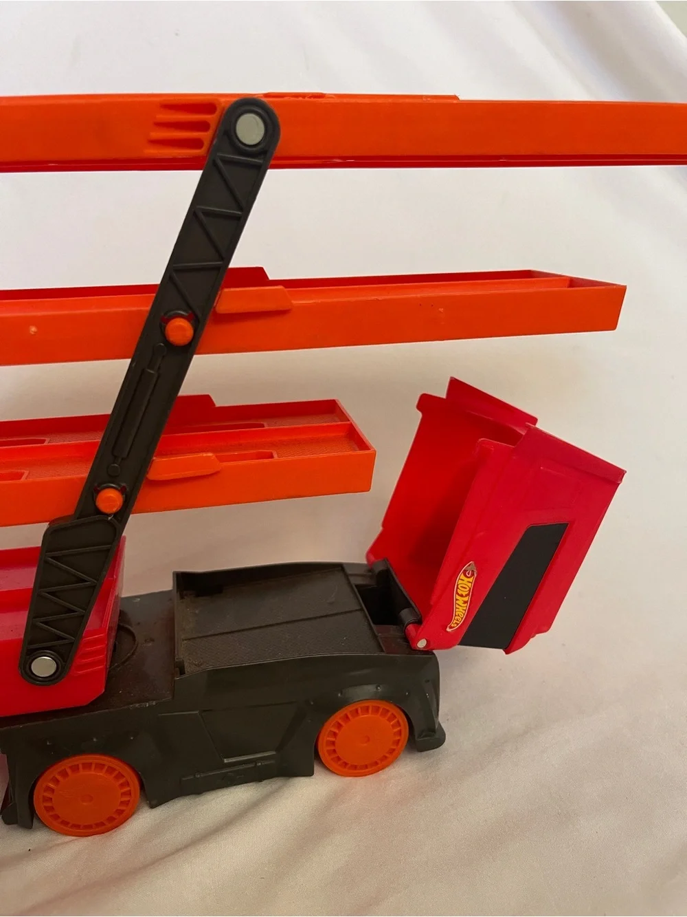 Red & Orange Car Carrier Semi Truck Toy | 3 Levels | Hot Wheels